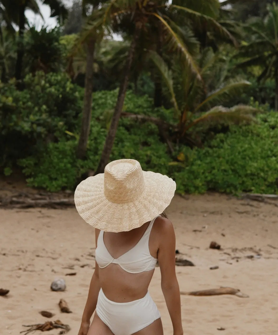 Nalu wide brim straw hat